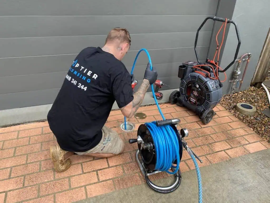 local-storm-water-plumber-upper-mount-gravatt-brisbane-qld-austalia